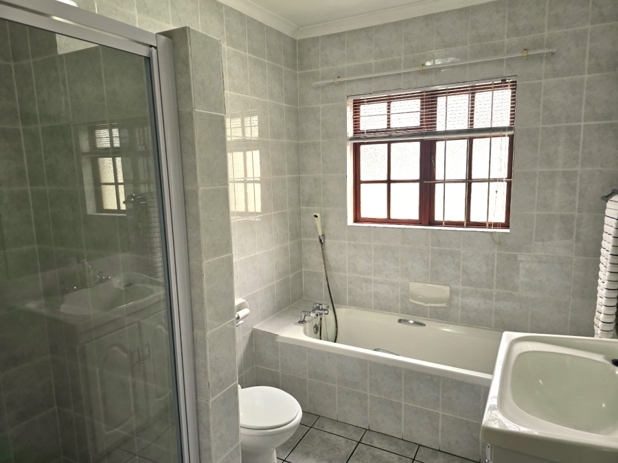 To Let 2 Bedroom Property for Rent in Paarl North Western Cape